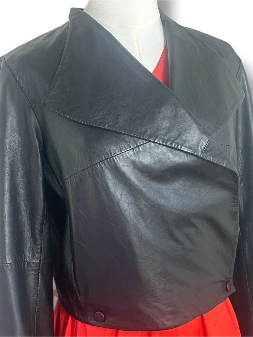 Velvet by Graham & Spencer Black Leather Cropped Jacket size Small - Picture 3 of 16